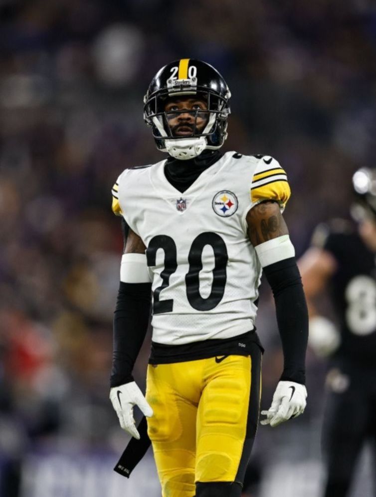 Suspensión de Cameron Sutton en la NFL: Detalles impactantes