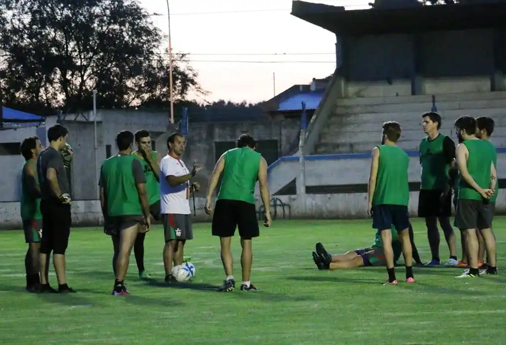 El debut de Velense será el domingo a las 18