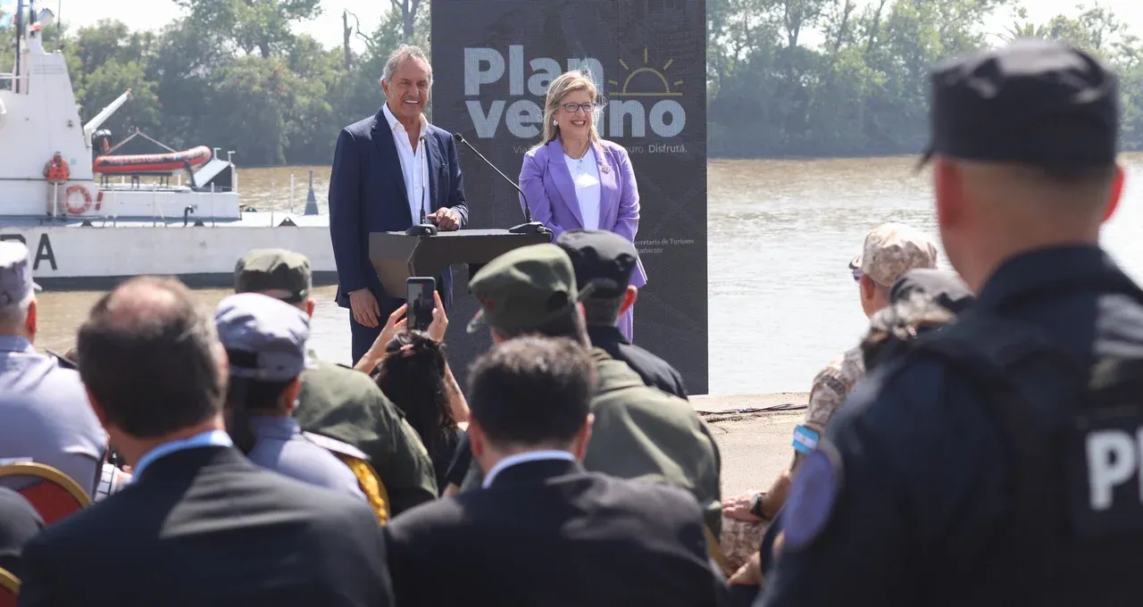 La ministra de Seguridad, Alejandra Monteoliva, y Daniel Scioli.