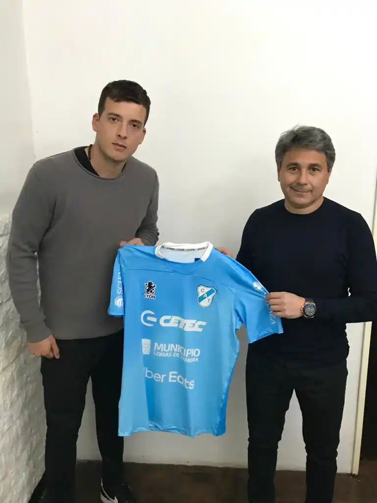 Papaleo firmó en Temperley