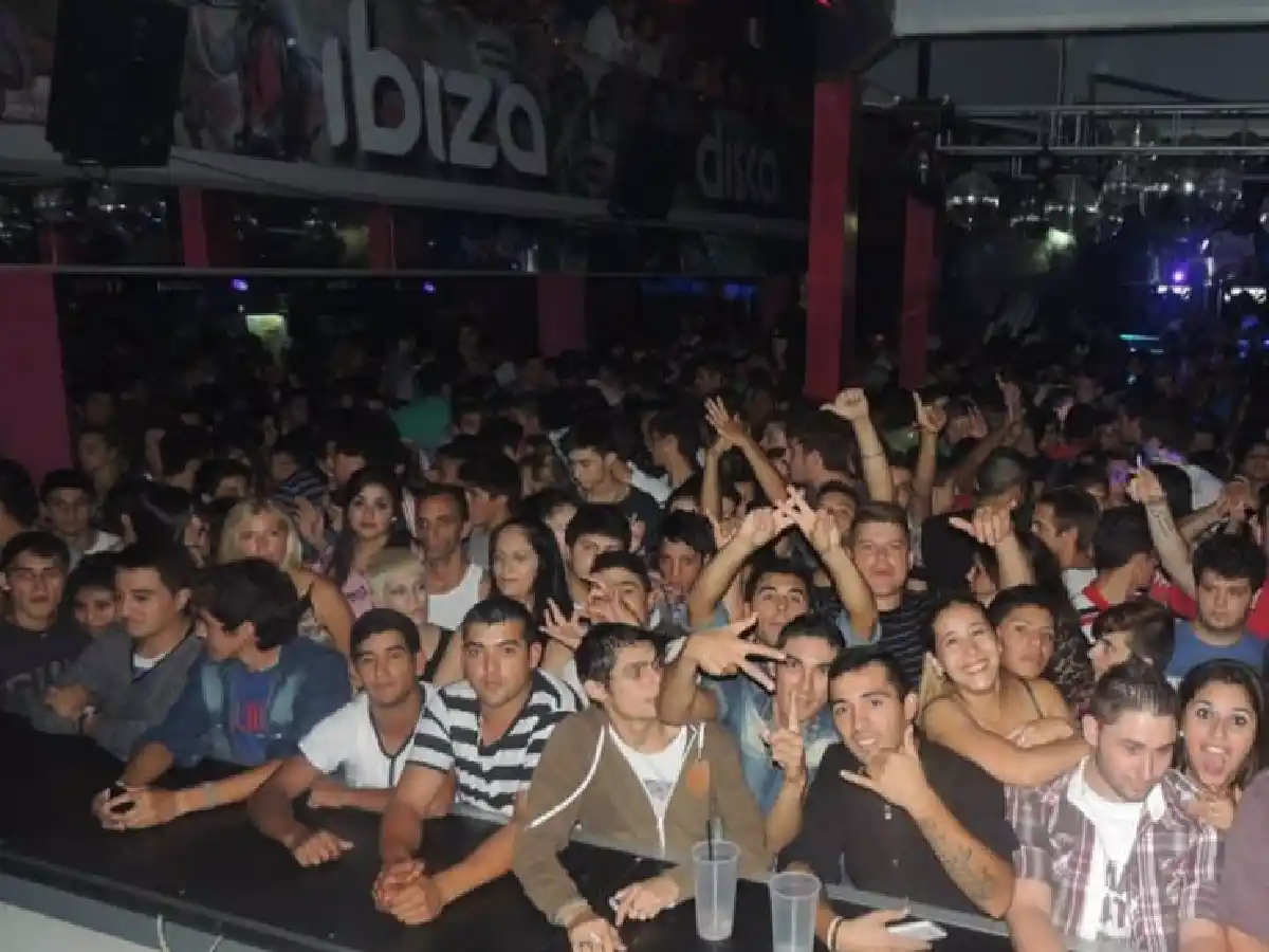 Límite de ingreso a locales nocturnos: cierra boliche y otros rubros se ven afectados