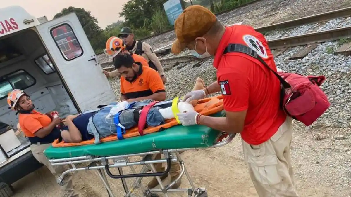 ¡NIÑA VENEZOLANA EN MÉXICO! Se montó en un tren para alcanzar a su mamá, cayó a los rieles y perdió una pierna
