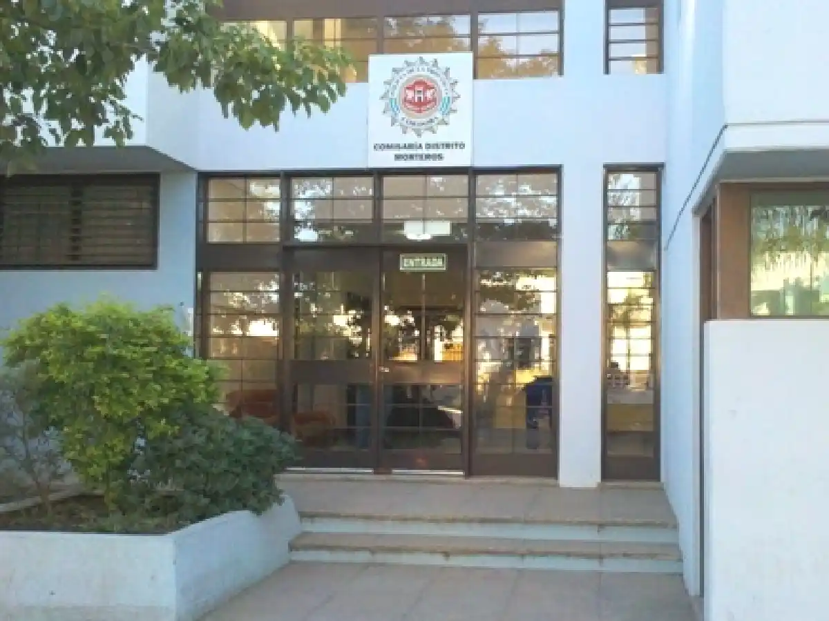 Ladrón que intentó cometer robo buscó refugio en comisaría