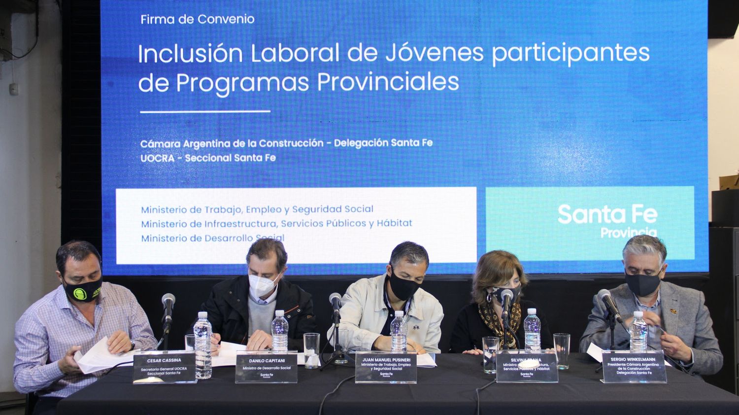 Se firmaron convenios para la inclusión laboral de jóvenes