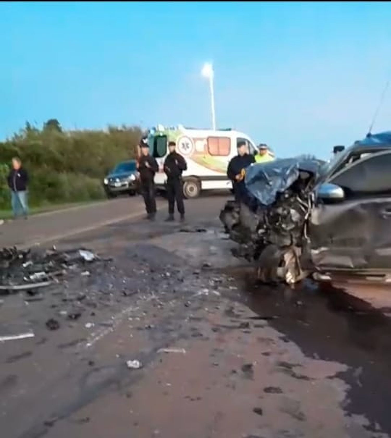 Grave accidente de tránsito en Ruta 11 deja a cuatro personas con lesiones graves