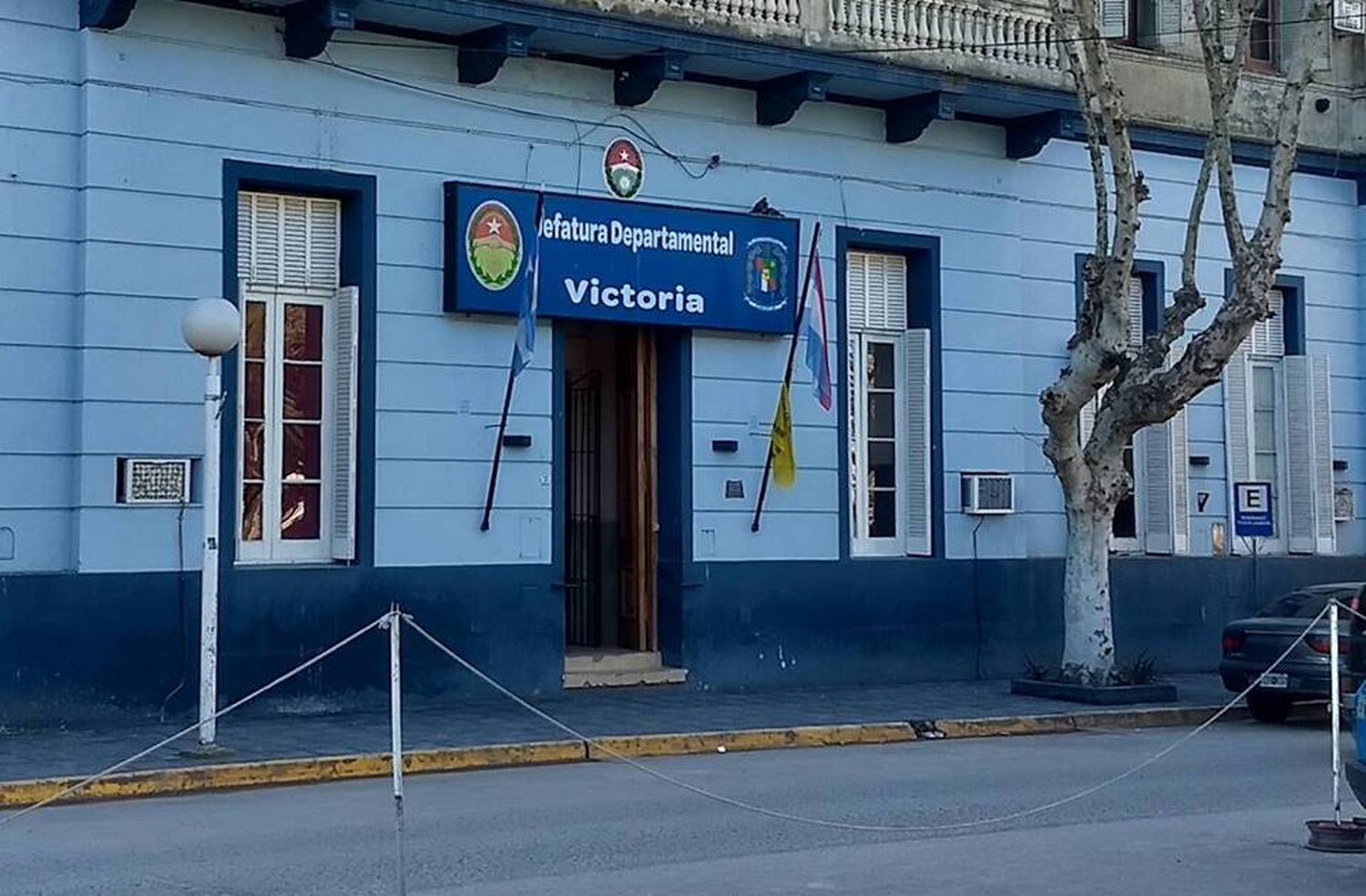 Menor quiso quitarle la escopeta a policía y terminó herido