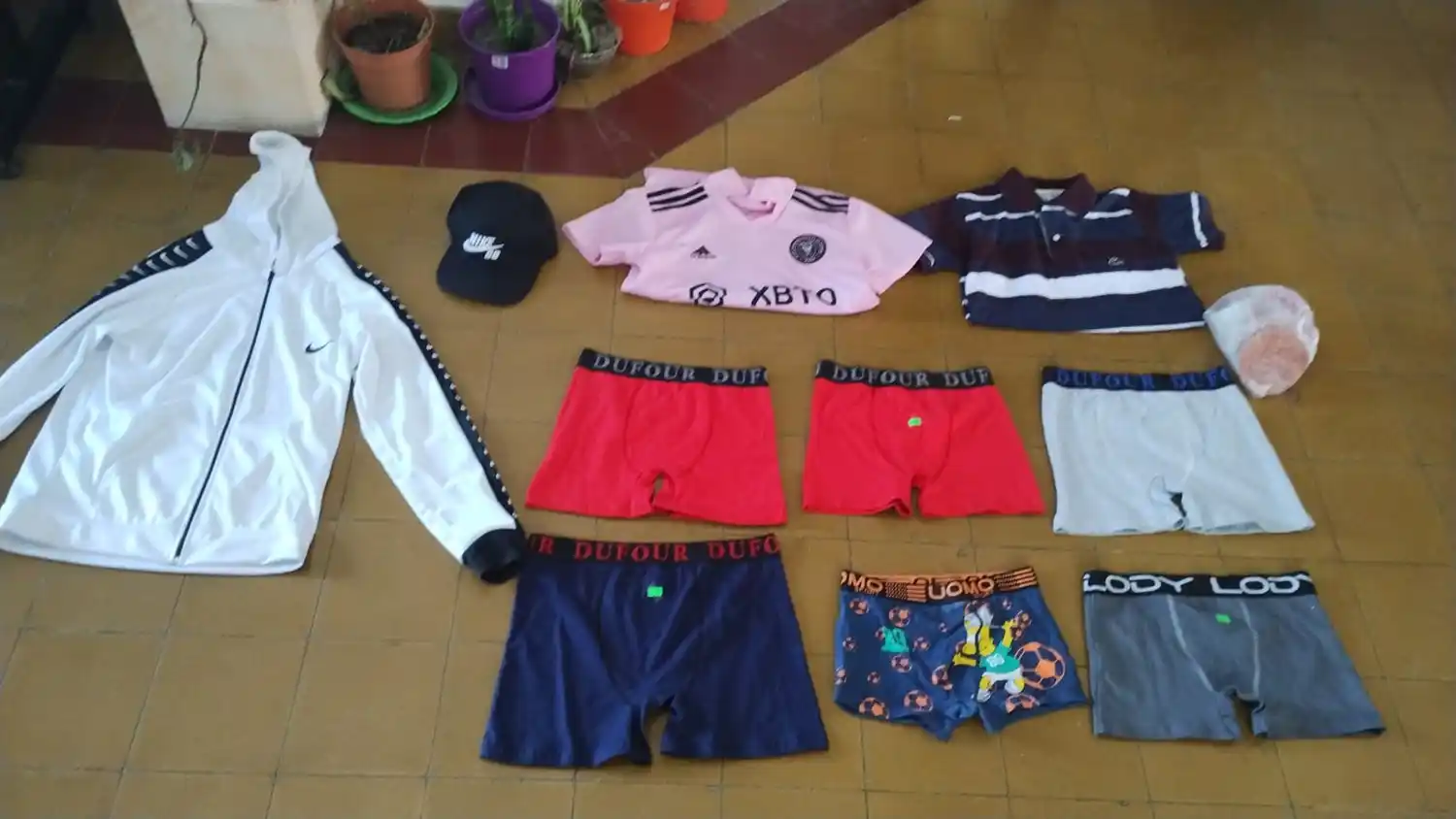 Allanamiento en Devoto: recuperaron artículos robados y detuvieron a un joven