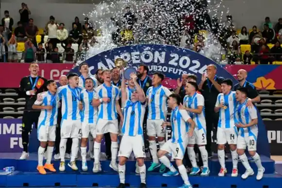 La gloria :Argentina campeón del Sudamericano de Futsal