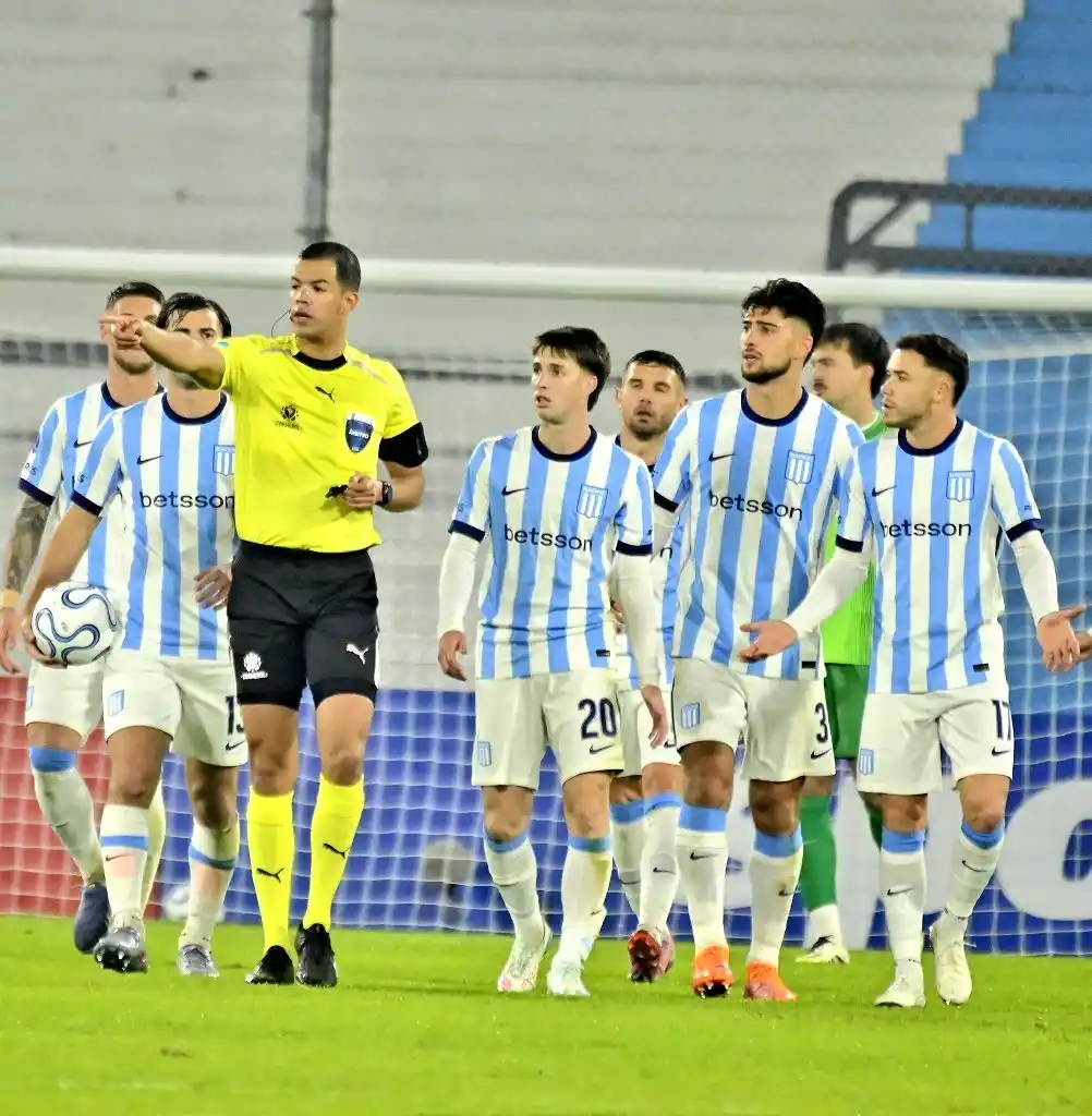 Racing tocó fondo: eliminado de la Sudamericana y con números que alarman