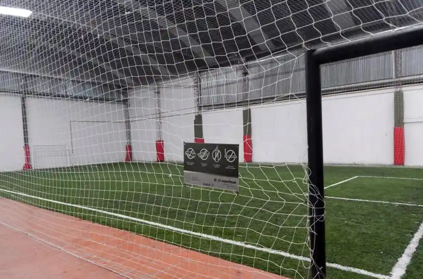 Asesinaron a un hombre mientras jugaba al fútbol