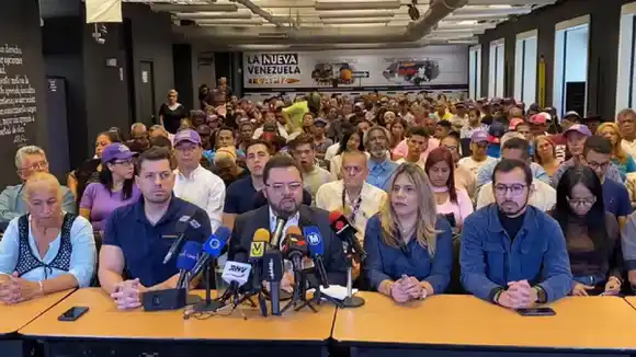 «QUE MADURO SE PONGA LOS PANTALONES y defienda lo que es de Venezuela»: Antonio Ecarri sobre el Esequibo