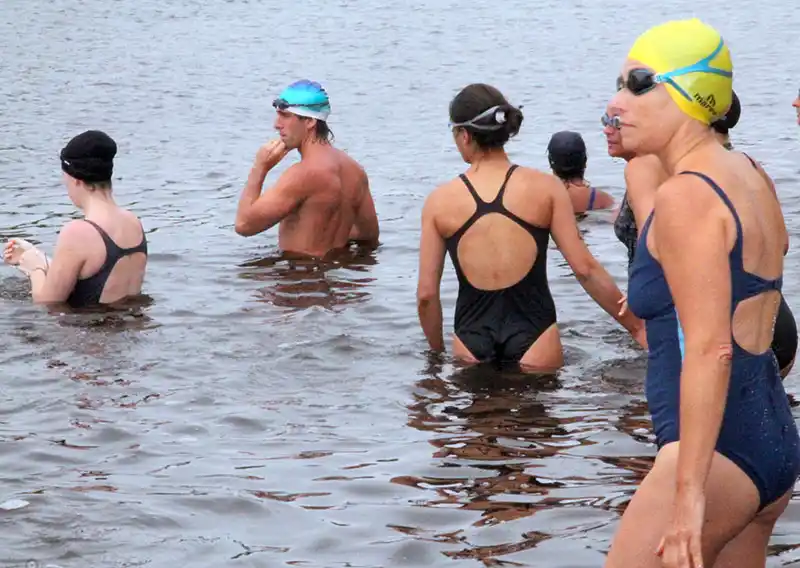 La natación vuelve al río con el “Homenaje a Eduardo Otero”