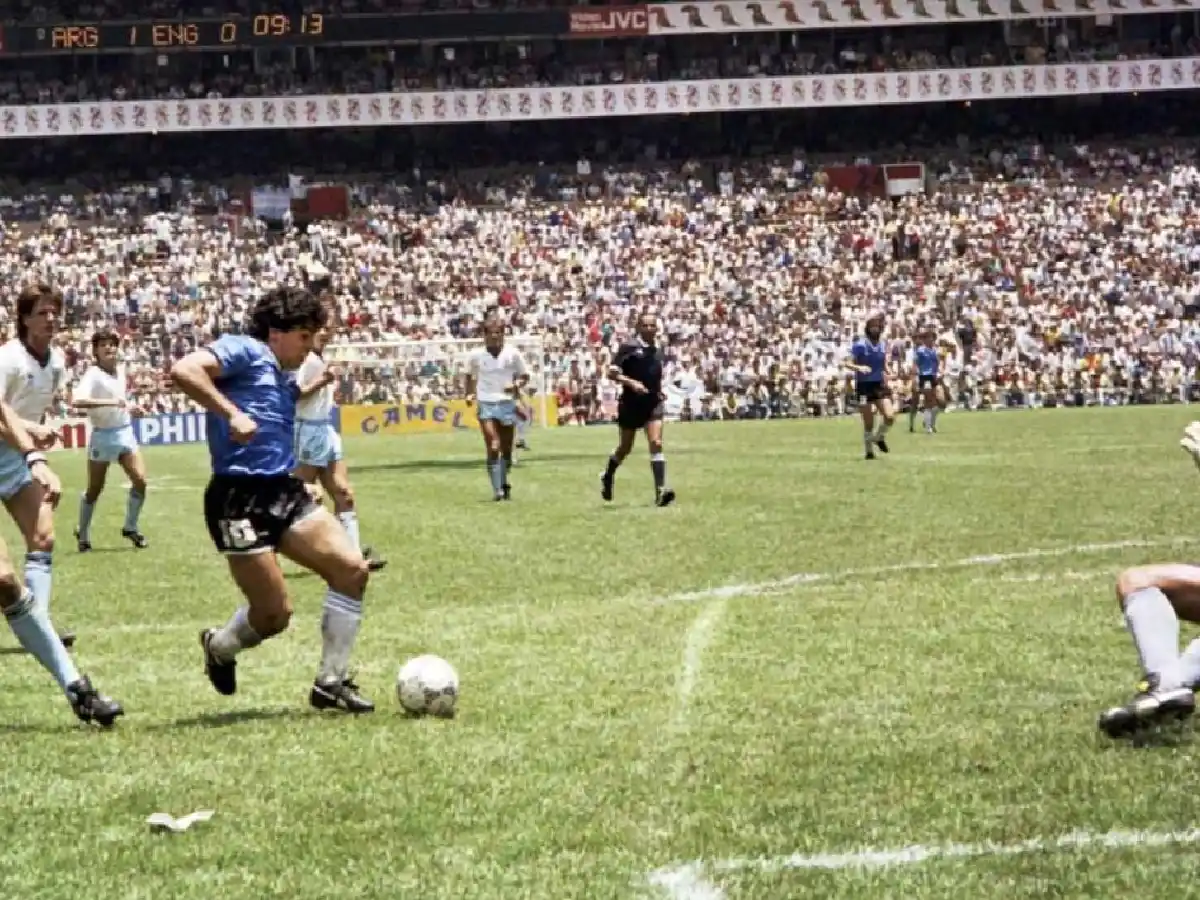    Maradona recordó sus goles a Inglaterra