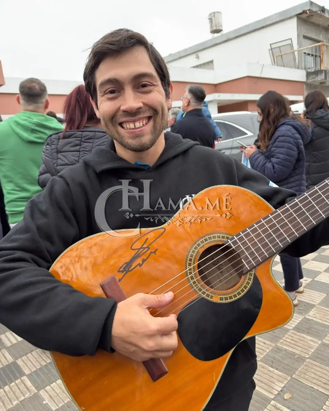 La historia de los santafesinos que le cantaron un chamamé a Lionel Scaloni en su casa: "Nos sorprendió muchísimo" - 4