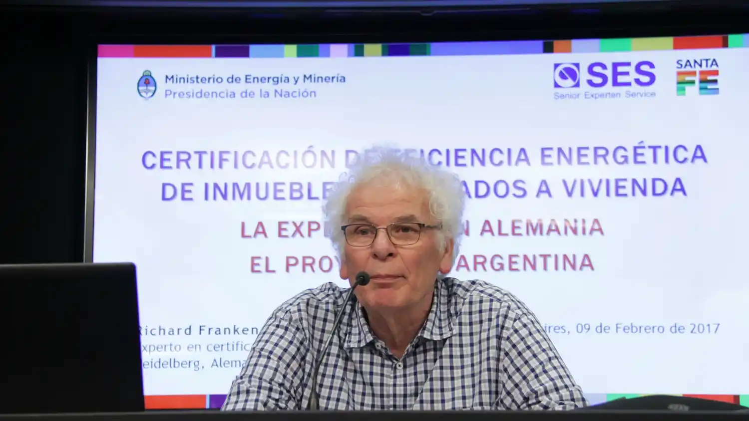 Experto alemán diserta en Santa Fe sobre eficiencia enérgica