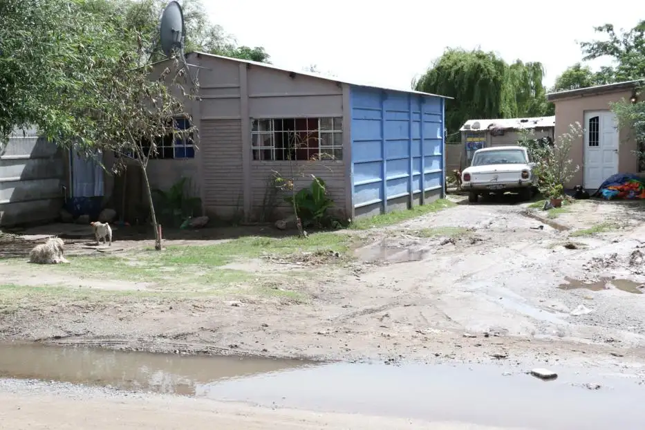 Vecinos  de Rosales al mil padecieron  anegamientos y exigen “ayuda”