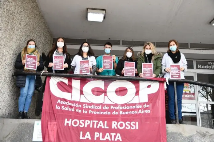 Tras la baja de casos, los profesionales de la salud piden días de descanso