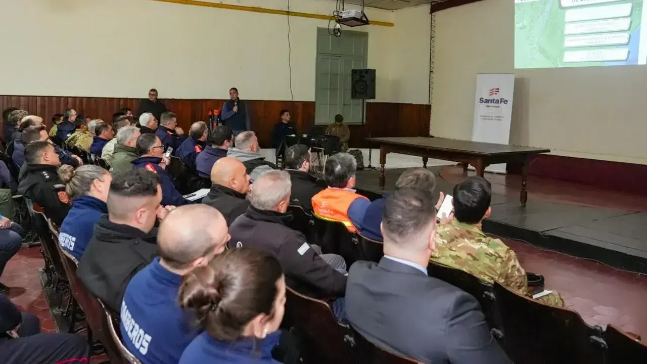 Santa Fe se prepara ante la posible llegada del fenómeno de El Niño con capacitación de emergencias climáticas