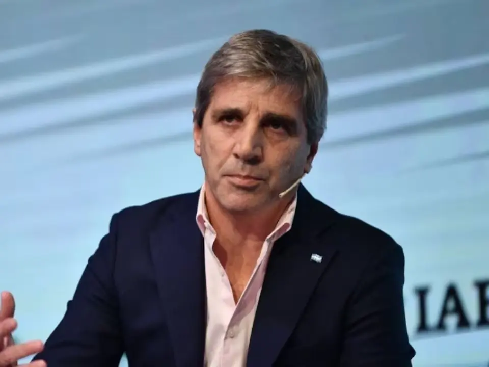 Caputo aplaudió el fallo que impide sumar tasas municipales a las facturas de servicios