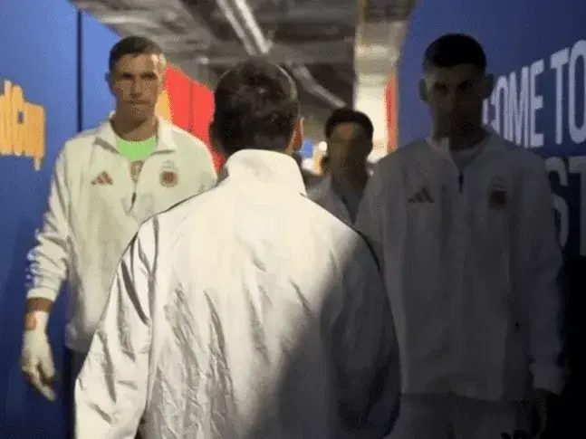 Se difundió el video de la arenga completa de Messi y sus compañeros en la previa de la final ante España. Foto: TyC Sports