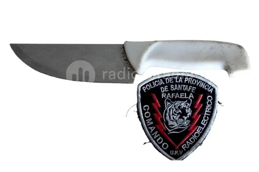 Lo atraparon con un cuchillo en un local en pleno centro