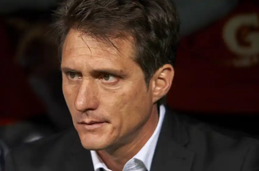 Angelici quiere que Guillermo siga en Boca