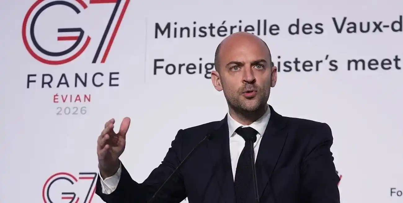 El canciller Jean-Noël Barrot denunció la detención y maltrato de dos diplomáticos en Irán.