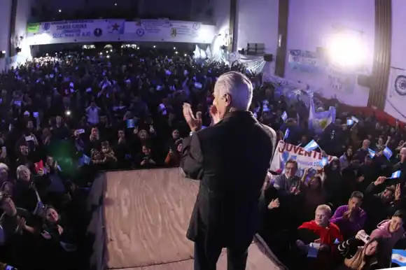 La Costa: “Vamos a hacer un plan de integración regional con General Lavalle”, anunció de Jesús