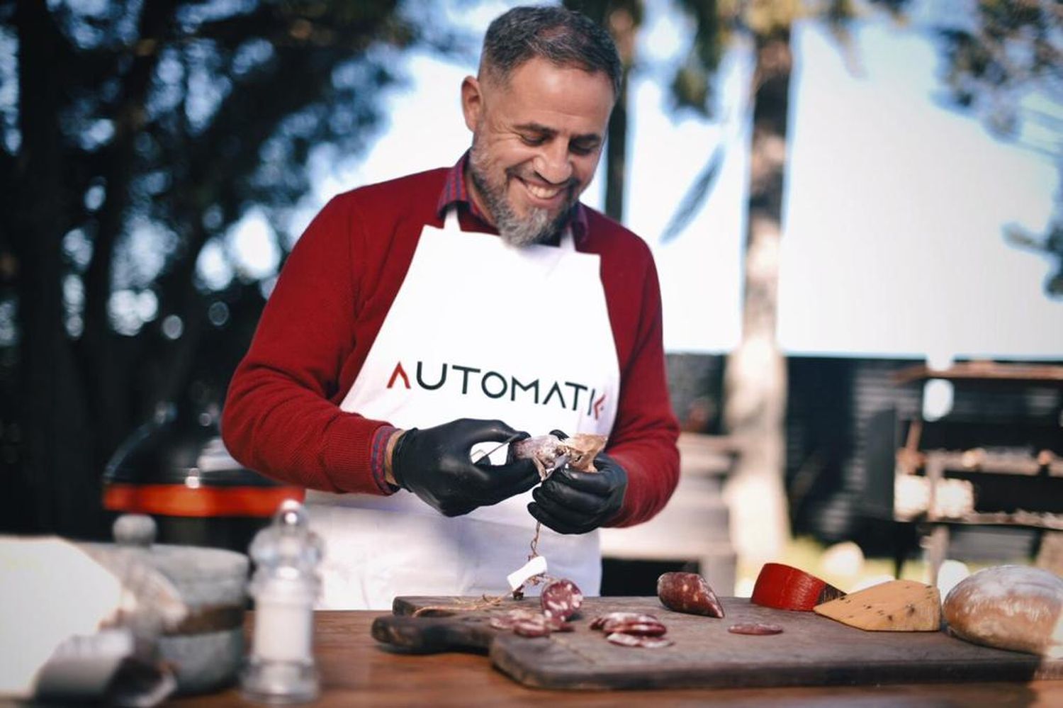 El primer asado con cuero del mundo preparado para asarlo en casa