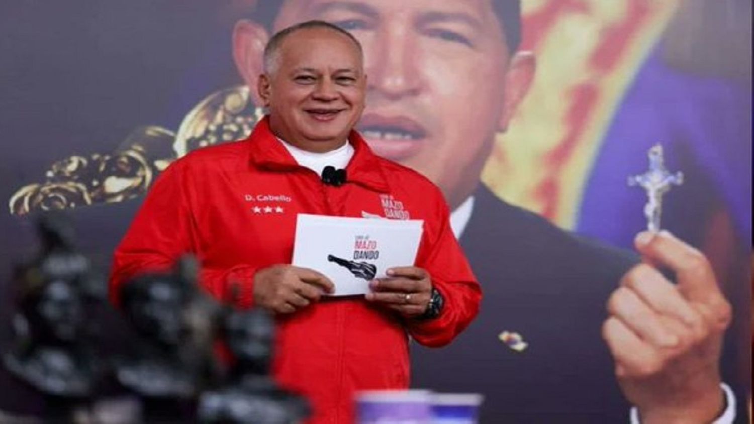DIOSDADO ACUSA a María Corina de contratar “encuesta chimba” y pagar para conformar “los comanditos”