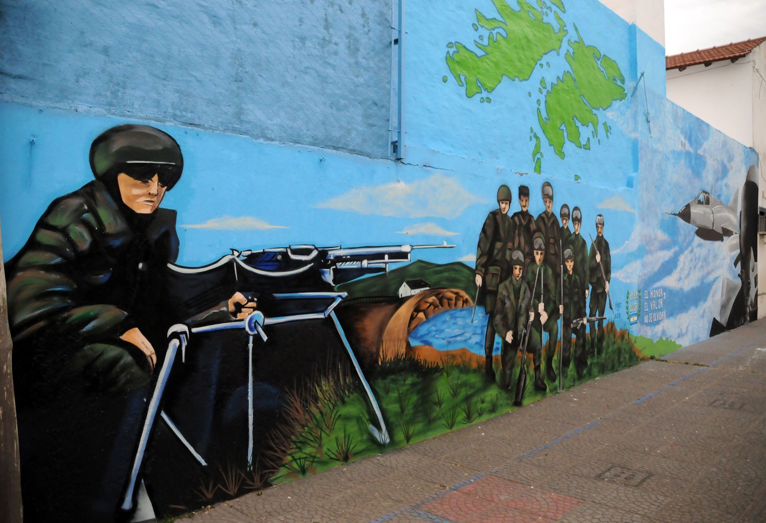 Se inauguró en la Escuela 34 un mural en homenaje a ex combatientes de Malvinas
