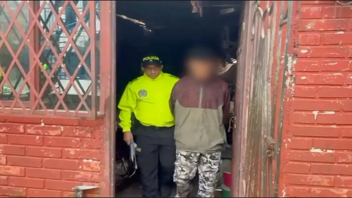 EL FBI y la Policía de Colombia atrapan a 8 narcotraficantes: alias «Boyaco» los dirigía desde la cárcel