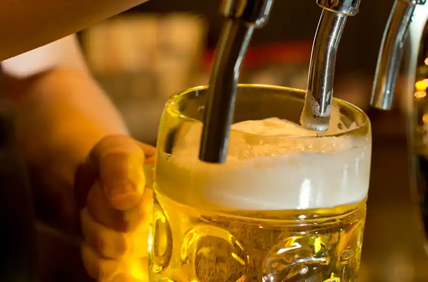 Los efectos de la pandemia: cierra un emblemático bar céntrico y 24 empleados quedaron sin trabajo