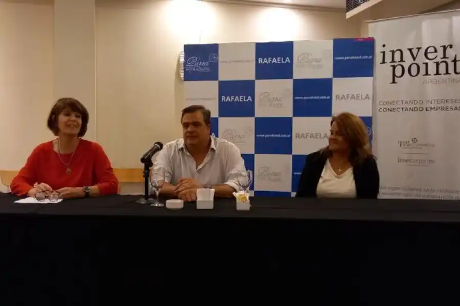 El Aero Club presentó un torneo de dobles