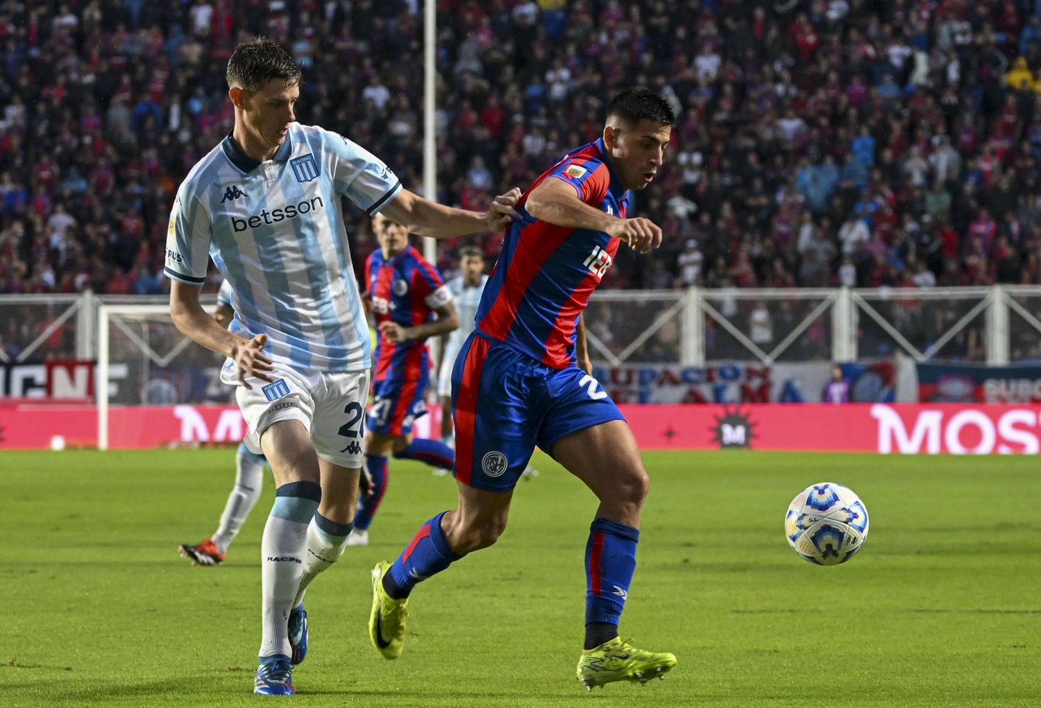 San Lorenzo no se rindió y dejó sin nada a Racing