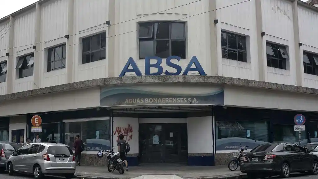 Empieza a regir en mayo el tarifazo del 140% en el servicio del agua
