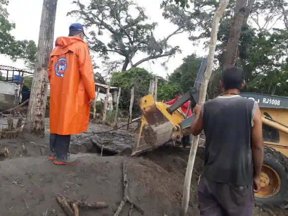 INUNDADAS LAS VIVIENDAS: fuertes lluvias en Lara dejan 102 familias afectadas