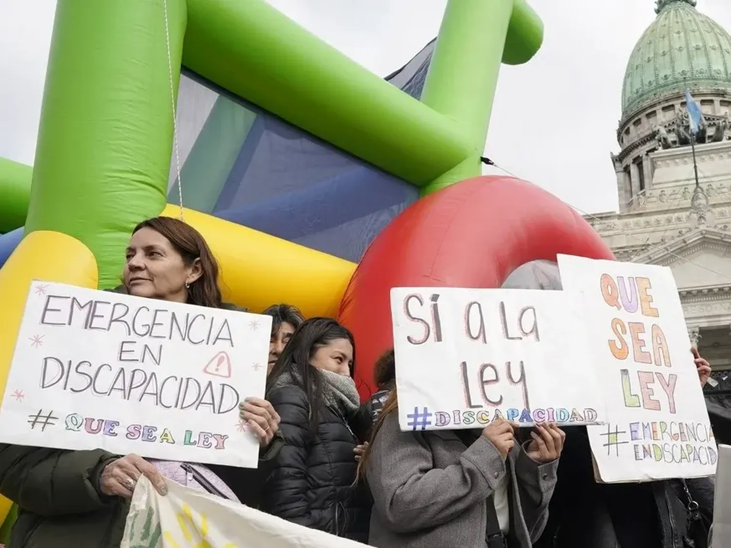 Un juez federal declaró nulo el veto de Milei a la ley de emergencia en discapacidad