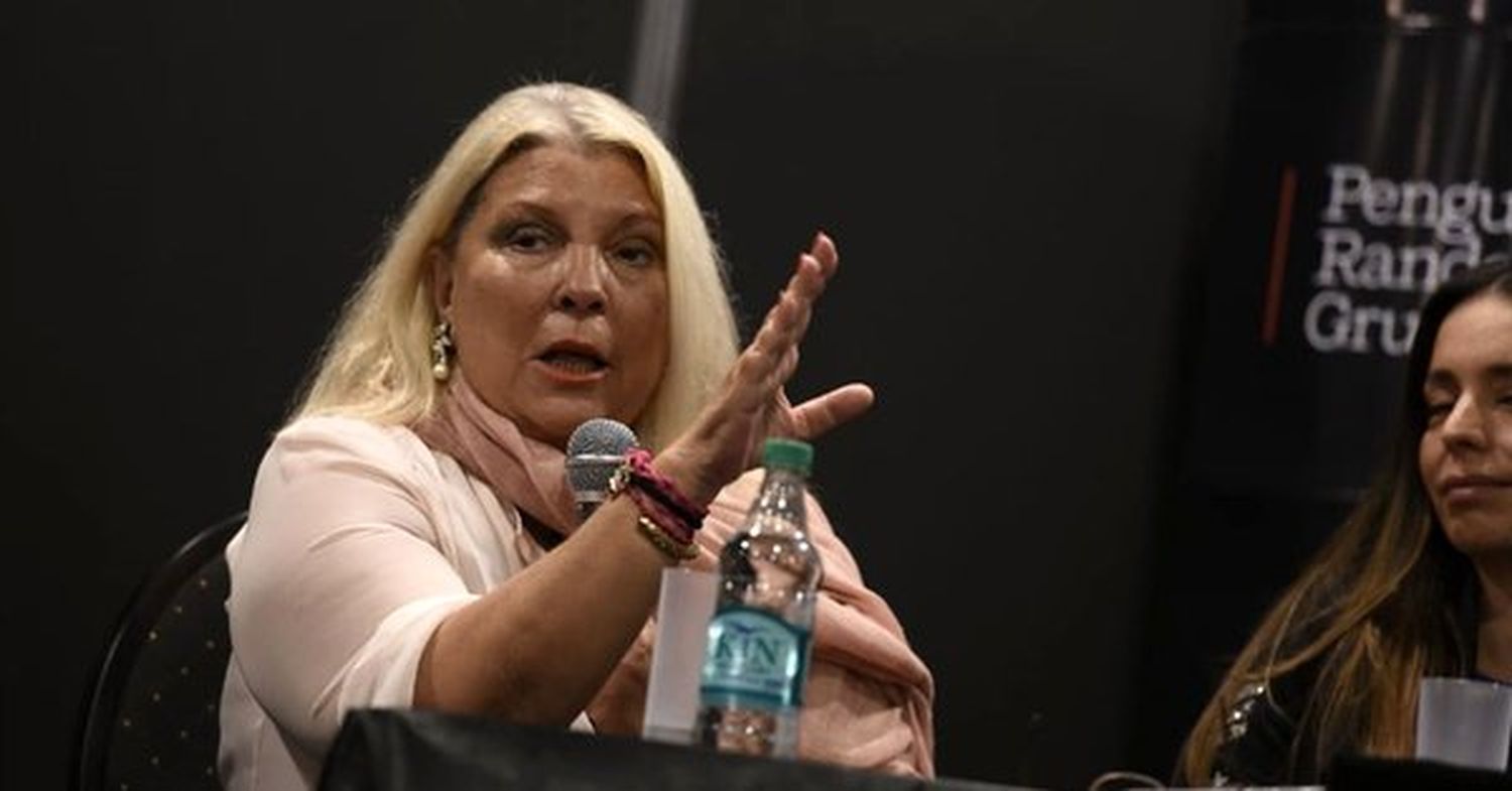 Carrió: "Hay golpe cambiario para destituir a Macri"