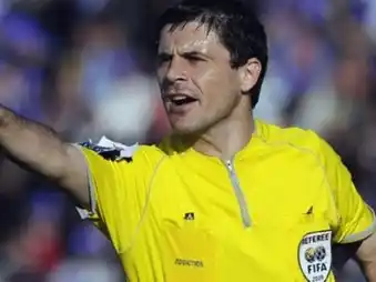 El árbitro que dio el polémico penal a Alemania dirigirá a Argentina