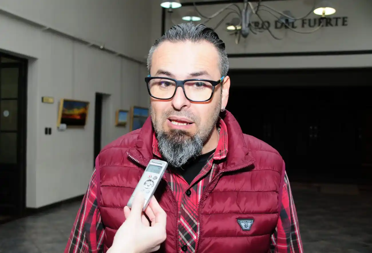 Carri "El Banco Central cerro una cuenta en Tandil por movimiento inusual de dolares" 