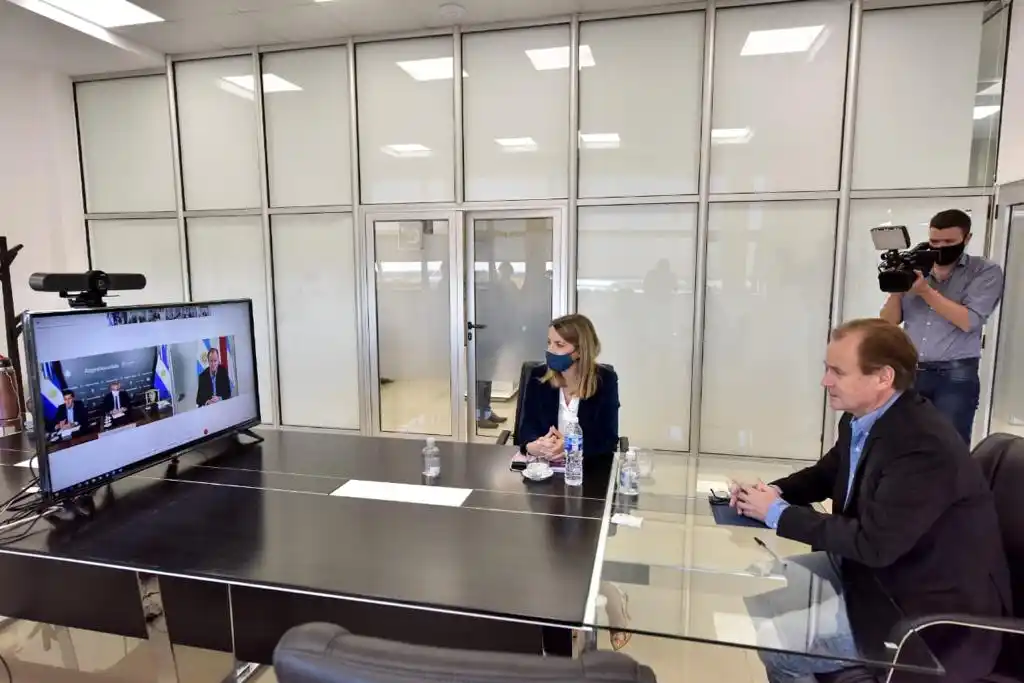 El Presidente pidió a los Gobernadores bajar la tasa de contagios de Covid–19