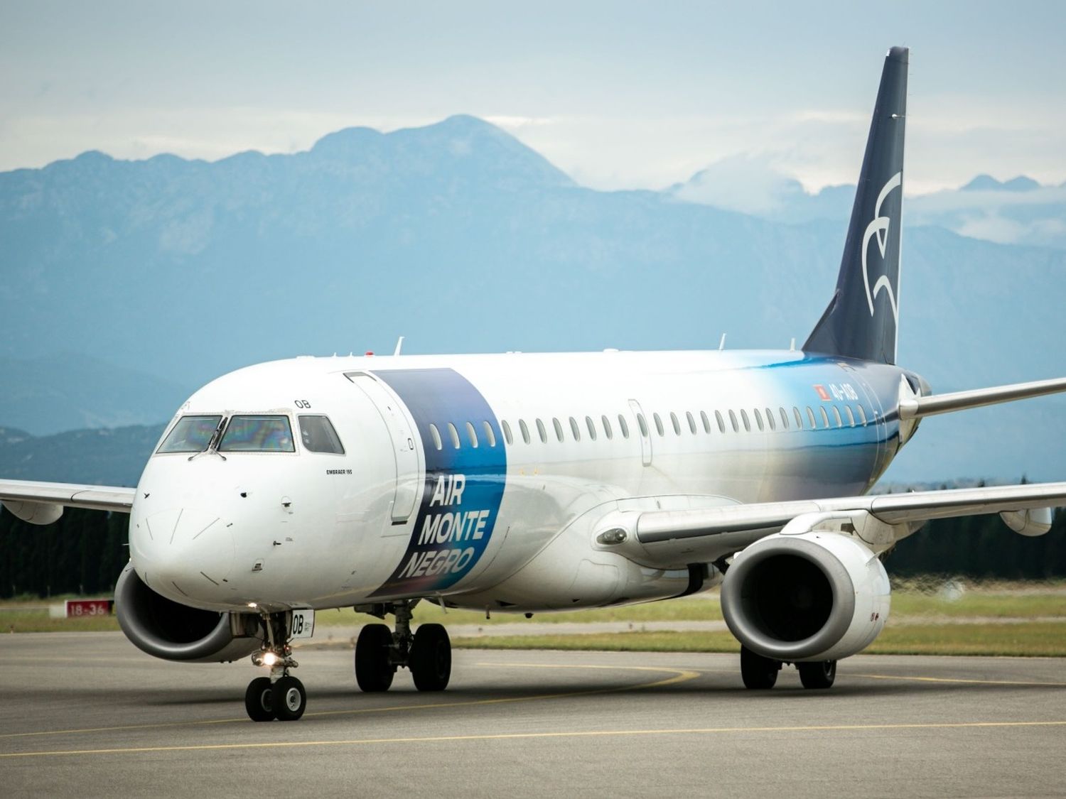 Flojo de papeles: el tercer Embraer E195 de Air Montenegro, con problemas de trazabilidad de componentes