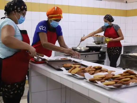 Ministerio de Educación reporta incremento de 36 % en distribución de alimentos para el PAE