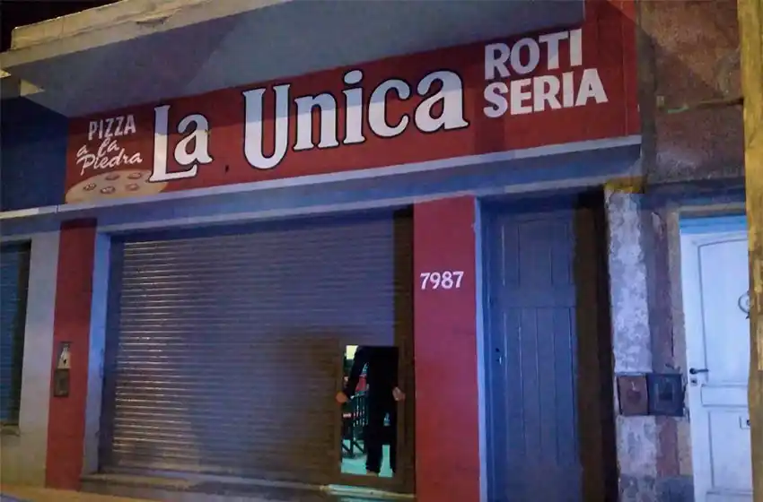 Dos sujetos armados robaron una rotisería: se llevaron la recaudación