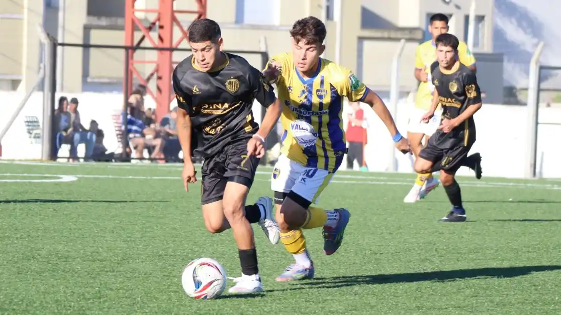 Libertad debutó con un triunfo en el Torneo Regional