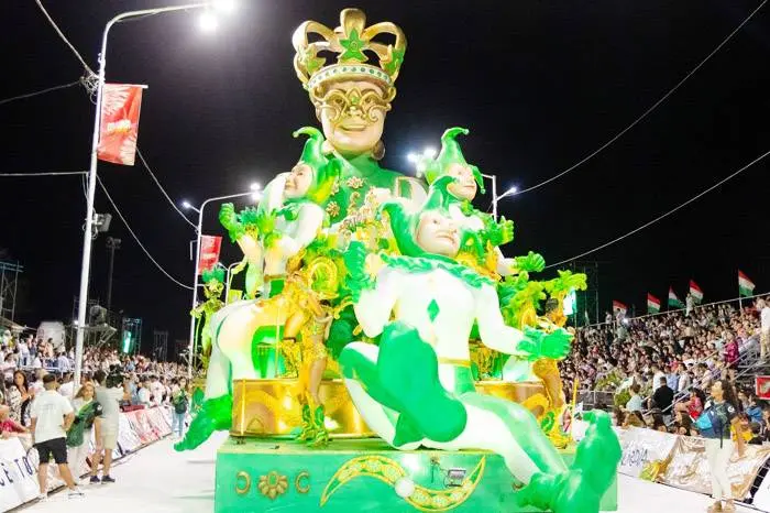 Hoy viernes se realiza  la ceremonia de premiación  y coronación del  Carnaval de Concordia