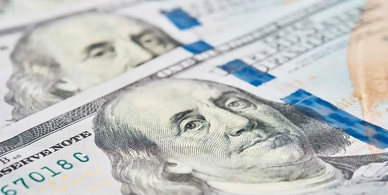 Los bancos cerraron con subas de hasta $20 según la entidad. Foto: Reuters