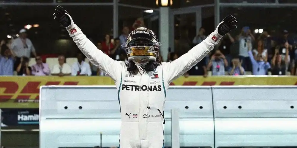 La última clasificación  del año, para Hamilton