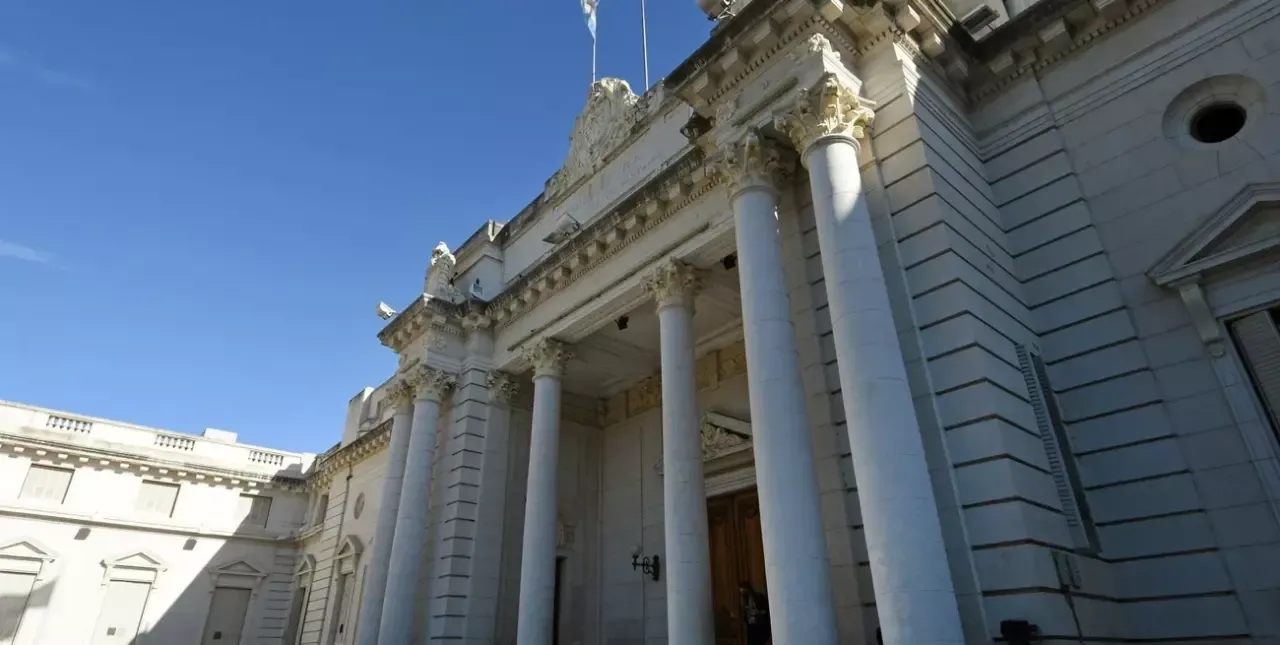 Diputados de Santa Fe dicen no a la potestad de intendentes para designar jefes policiales